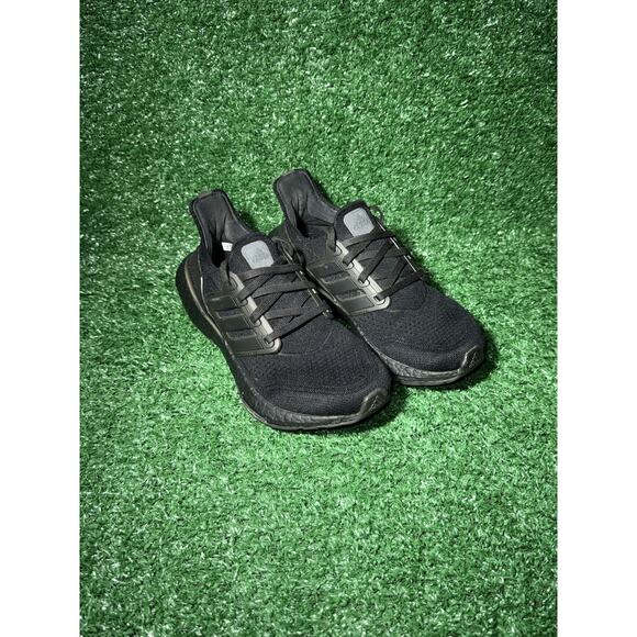 Adidas Ultraboost 21 Women's Size 5 Running Shoes Triple Black - Picture 2 of 8